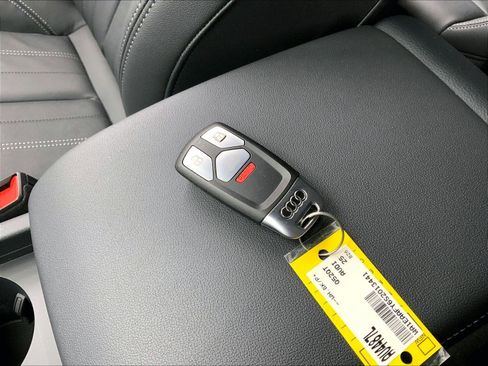 Used 2025 Audi Q5 2.0T Premium Plus w/ Premium Plus Package image 10