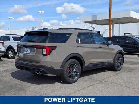 New 2026 Ford Explorer ST AWD/4WD image 5