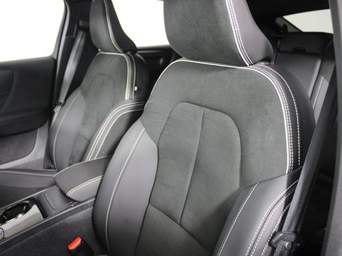 Used 2023 Volvo C40 P8 Recharge Plus AWD/4WD image 10