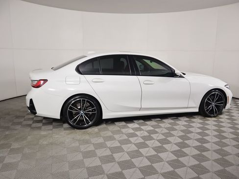 Used 2023 BMW 330i Sedan w/ M Sport Package image 4