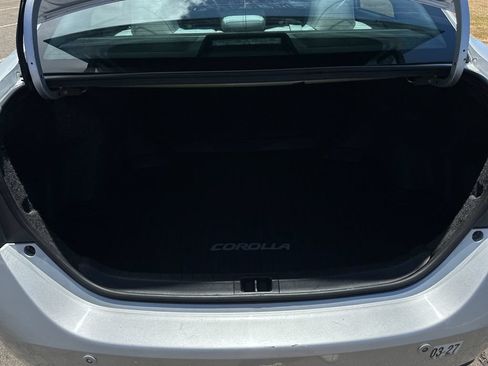 Used 2016 Toyota Corolla LE FWD image 19