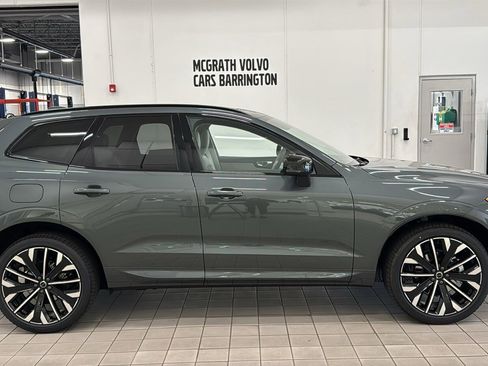 New 2026 Volvo XC60 B5 Ultra w/ Climate Package image 4