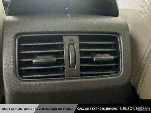 Used 2023 Nissan Rogue SV AWD/4WD image 23
