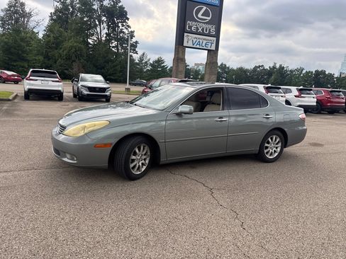Used 2004 Lexus ES 330 FWD image 12