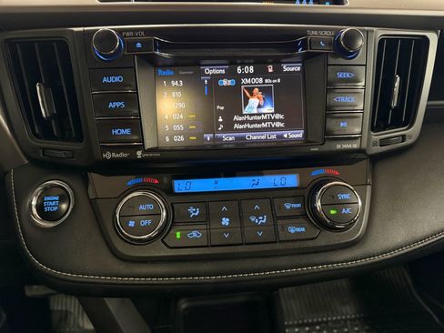 Used 2018 Toyota RAV4 XLE w/ Plus Extra Value Package image 8