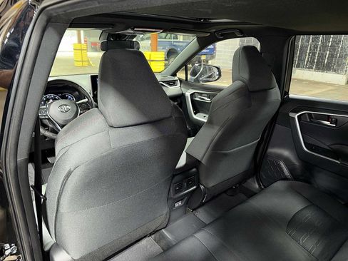 Used 2024 Toyota RAV4 SE w/ Weather & Moonroof Package AWD/4WD image 30
