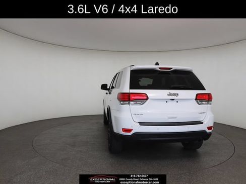 Used 2020 Jeep Grand Cherokee Laredo AWD/4WD image 13