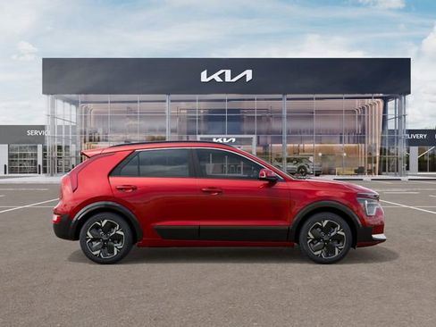 New 2026 Kia Niro Wind FWD image 7