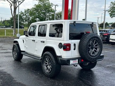 Used 2021 Jeep Wrangler Unlimited Sahara AWD/4WD image 6