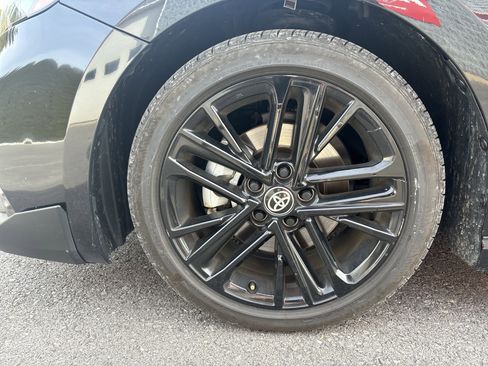 Used 2025 Toyota Camry SE image 11