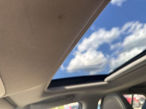 Used 2012 Lexus CT 200h Premium image 25