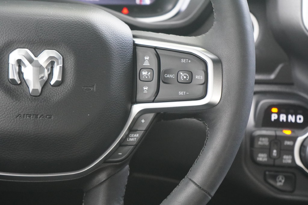 Used 2025 RAM 1500 Big Horn AWD/4WD image 16