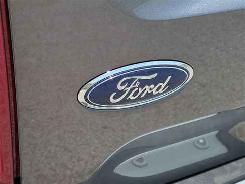 New 2025 Ford Explorer Active RWD image 36