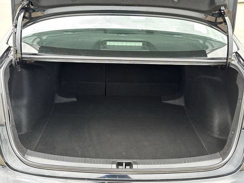 Used 2024 Toyota Corolla LE FWD image 29