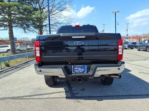 Certified 2022 Ford F250 Lariat w/ Chrome Package AWD/4WD image 7