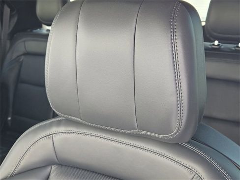 New 2025 Lincoln Navigator Reserve w/ Jet Appearance Package image 14