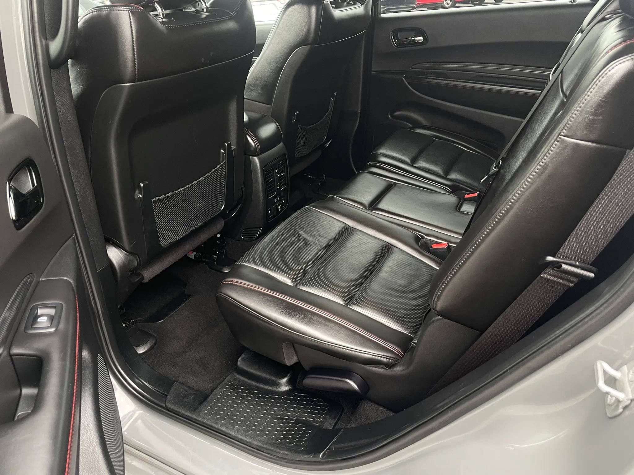 Used 2023 Dodge Durango GT AWD/4WD image 17