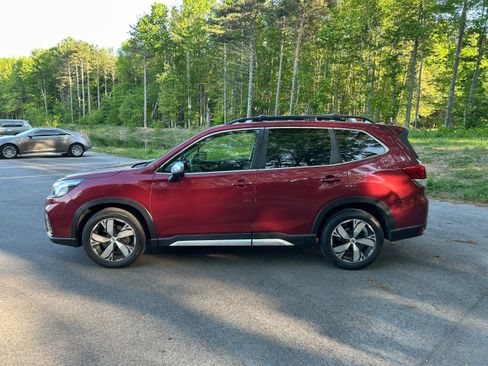 Used 2020 Subaru Forester Touring AWD/4WD image 17