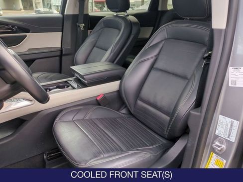 Used 2024 Lincoln Nautilus Reserve AWD/4WD image 12