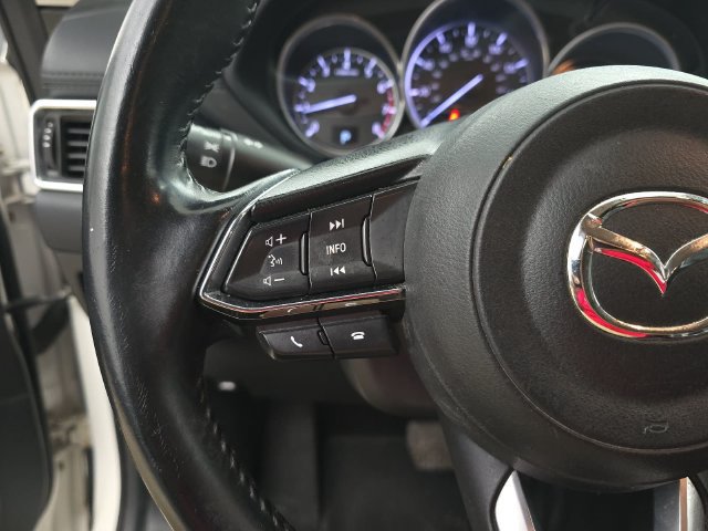 Used 2018 MAZDA CX-5 Touring w/ Preferred Equipment Package AWD/4WD image 15
