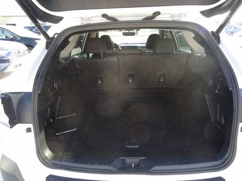 Used 2021 Subaru Outback Onyx Edition XT image 9