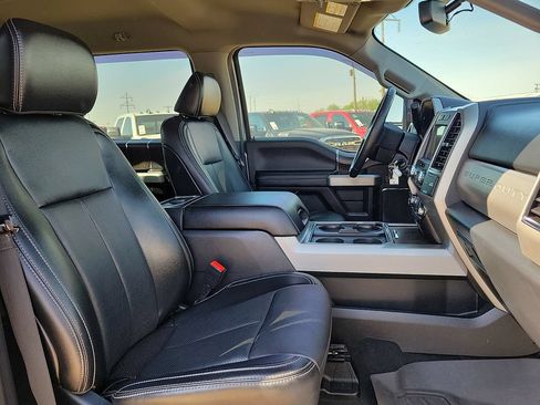 Used 2021 Ford F250 Lariat w/ Lariat Value Package AWD/4WD image 23