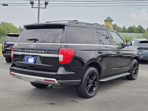 Used 2023 Ford Expedition XLT RWD image 8
