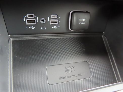 New 2025 Jeep Grand Cherokee Summit w/ Obsidian Package image 13