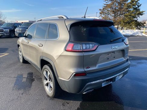 Used 2019 Jeep Cherokee Limited w/ Trailer Tow Group image 5