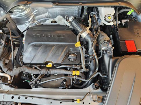 Used 2024 Buick Envista Preferred w/ Convenience I Package FWD image 32