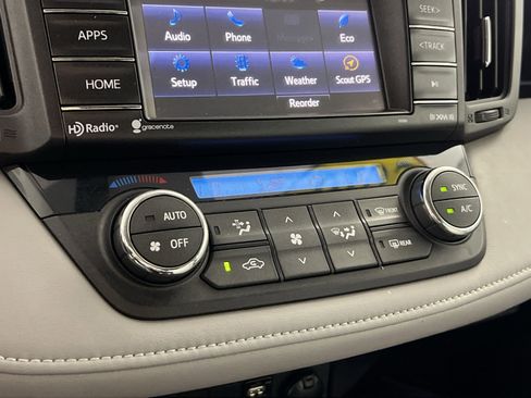 Used 2016 Toyota RAV4 XLE image 21