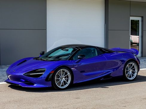 New 2026 McLaren 750S Spider RWD image 10