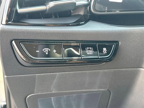 Certified 2025 Kia Niro EX image 21