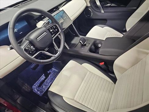 New 2025 Land Rover Discovery Sport S image 16