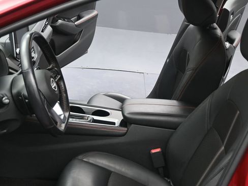 Used 2023 Nissan Altima 2.5 SR image 16