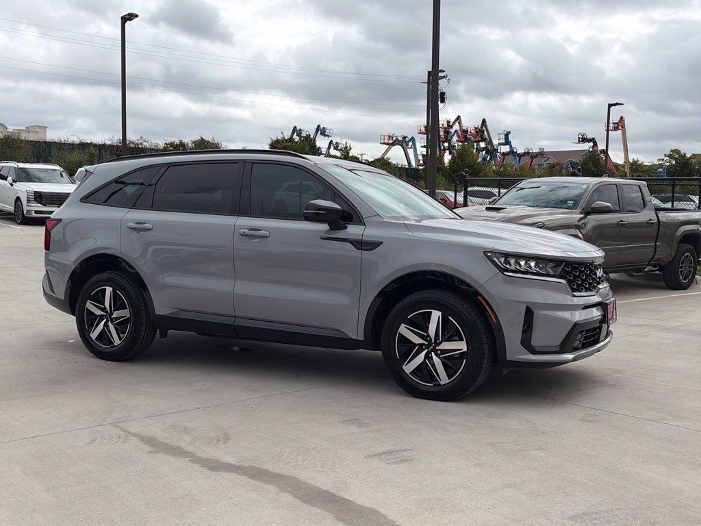 Used 2023 Kia Sorento EX FWD image 12