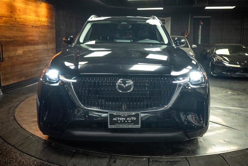 Used 2024 MAZDA CX-90 Plug-In Hybrid w/ Preferred AWD/4WD image 4
