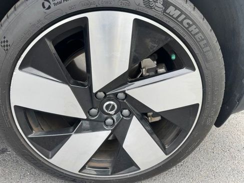 Used 2023 Volvo C40 P8 Recharge Ultimate w/ Protection Package Premier AWD/4WD image 22