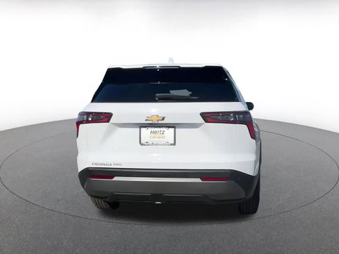 Used 2025 Chevrolet Equinox LT image 12