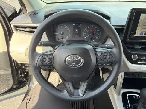 Used 2024 Toyota Corolla Cross L AWD/4WD image 21
