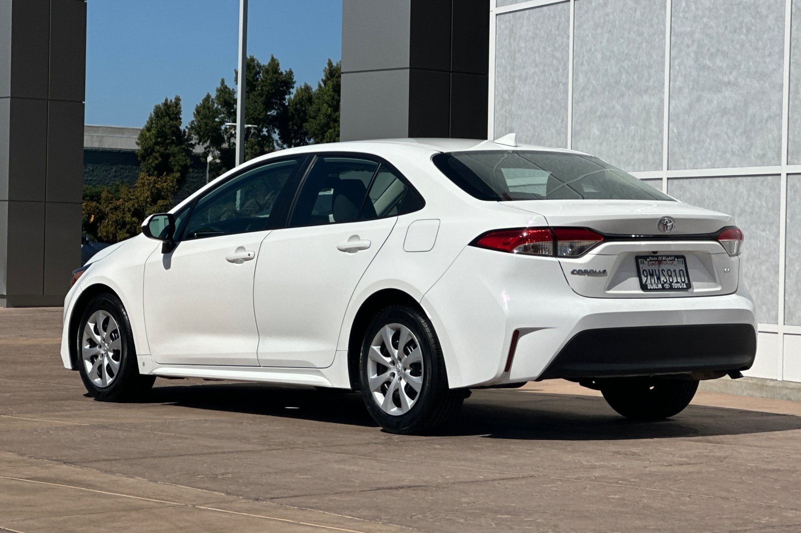 Certified 2024 Toyota Corolla LE FWD image 7