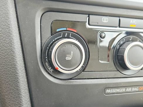 Used 2014 Volkswagen Jetta TDI FWD image 27