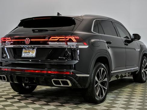 Certified 2025 Volkswagen Atlas Cross Sport SEL Premium R-Line AWD/4WD image 7