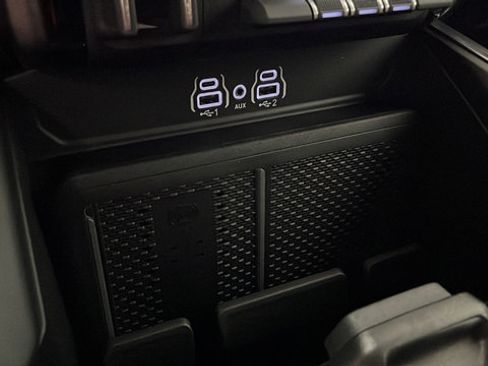 New 2026 RAM 1500 Big Horn AWD/4WD image 31