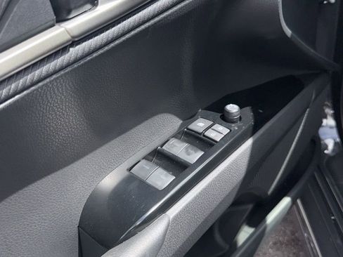 Used 2025 Toyota Camry SE image 8