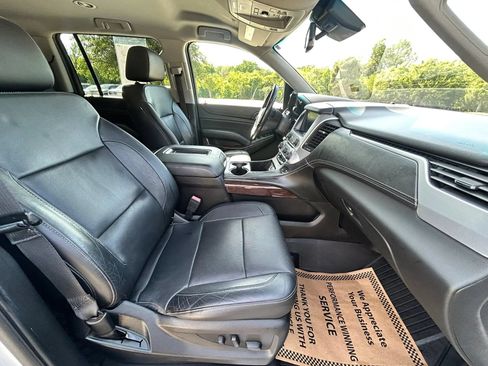 Used 2018 GMC Yukon XL SLT w/ HD Trailering Package RWD image 18