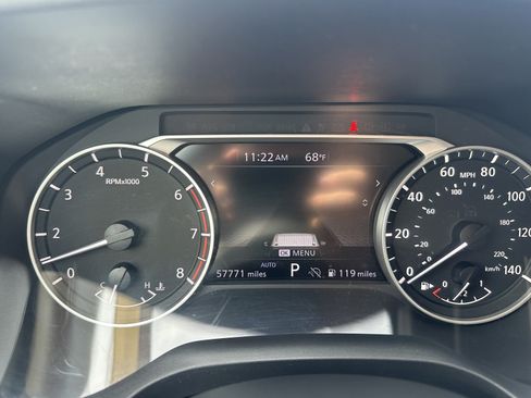 Used 2024 Nissan Rogue SV AWD/4WD image 15