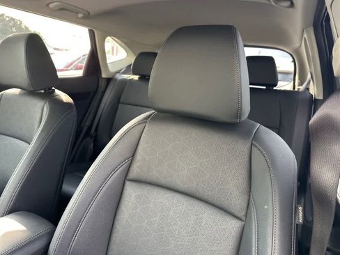 Used 2025 Kia Seltos EX w/ EX Sunroof Package image 17