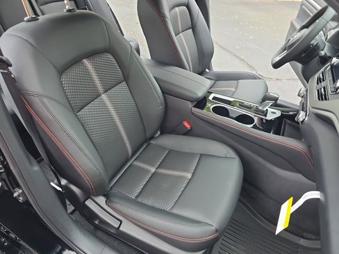 New 2025 Nissan Altima 2.5 SR image 10