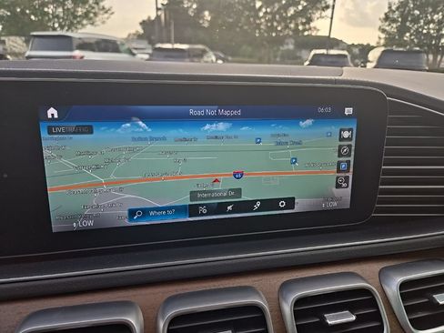 Used 2020 Mercedes-Benz GLS 580 4MATIC image 15